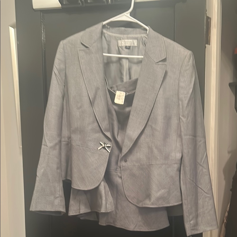 Gray Blazer and Top Set